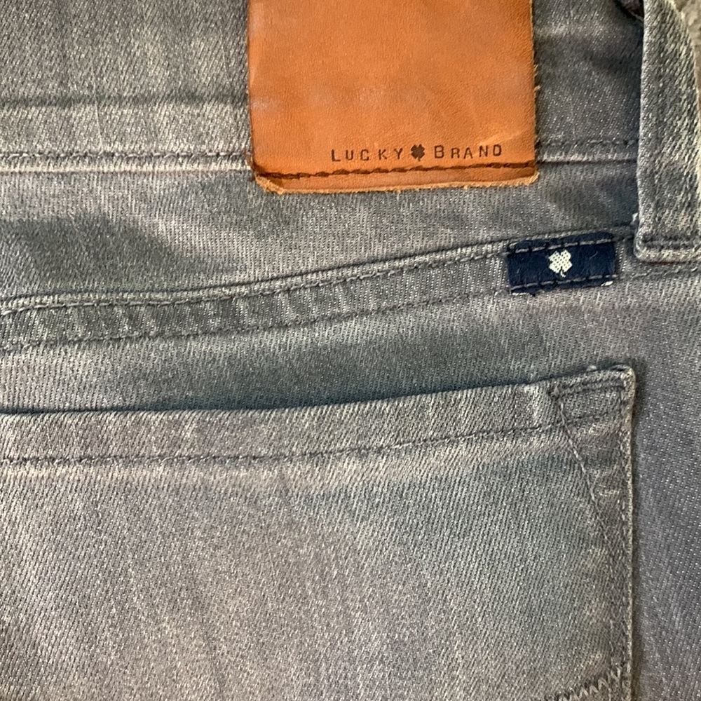 Lucky Brand Women’s Gray Charlie Skinny Jeans (Size 26) - Picture 6 of 7